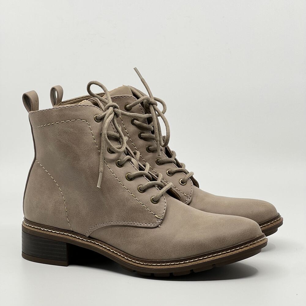 Cliffs by White Mountain Eligible Taupe Lace-Up Ankle Boot 6M